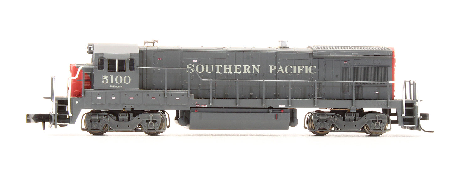 Pre-Owned 49724 B23-7 Southern Pacific Diesel Locomotive - Road #5100