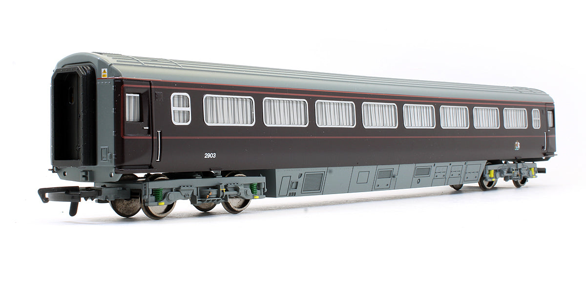 Pre-Owned The Queen's Saloon Coach '2903'