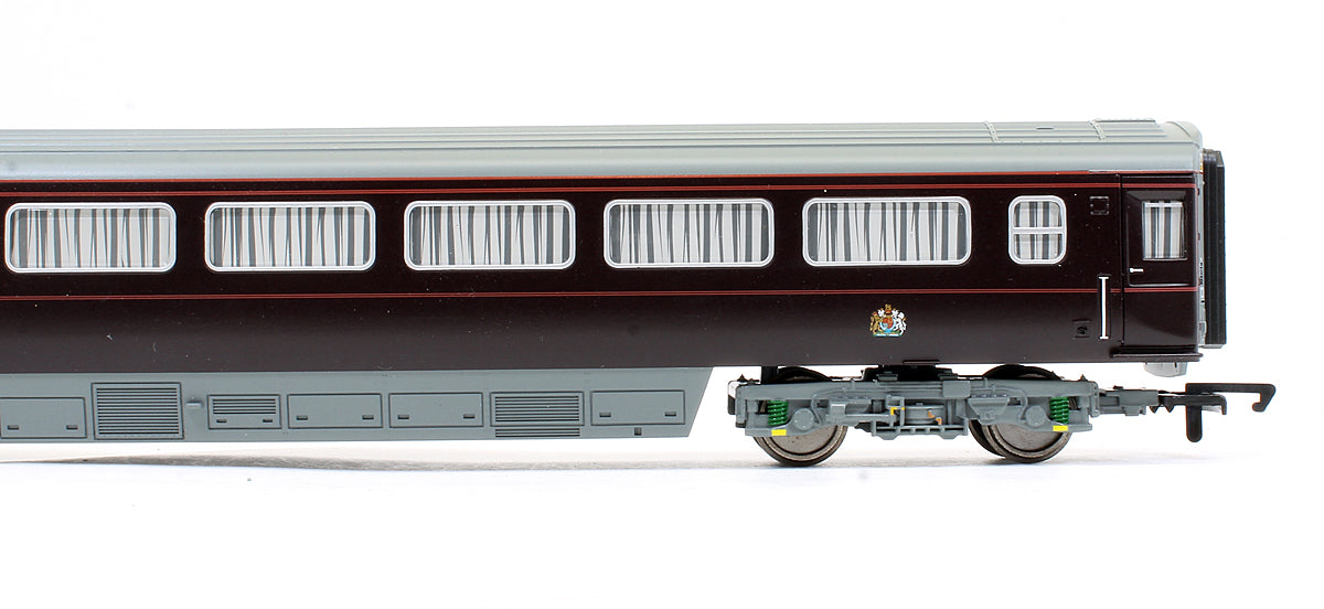 Pre-Owned The Queen's Saloon Coach '2903'