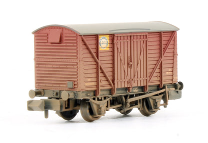Pre-Owned Set Of Three 12t Ventilated Vans BR Bauxite (Early) Weathered (Exclusive Edition)