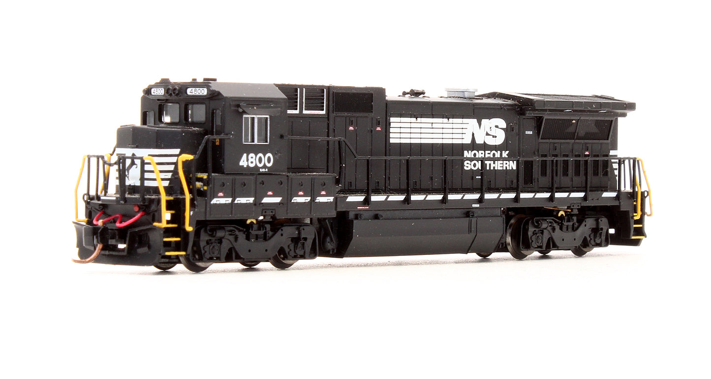 Pre-Owned 48788 Dash 8-40B Norfolk Southern Diesel Locomotive - Road #4800