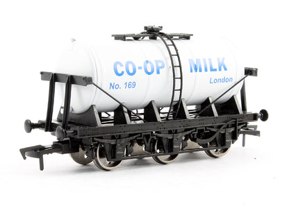 Pre-Owned 6 Wheel Milk Tanker - Co-Op Milk  #169