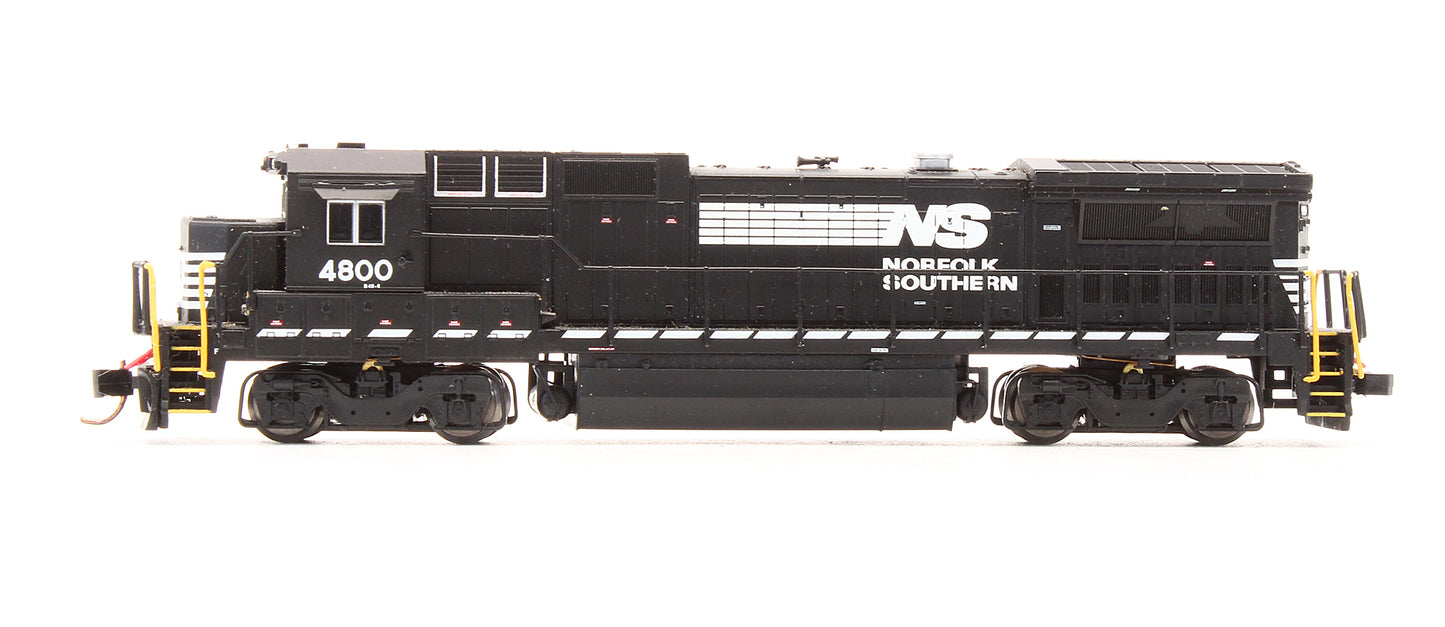 Pre-Owned 48788 Dash 8-40B Norfolk Southern Diesel Locomotive - Road #4800
