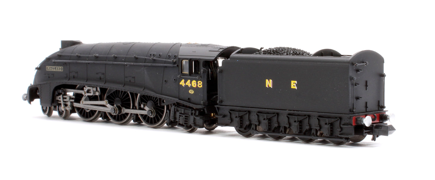 A4 Mallard 4468 NE Wartime Black - DCC Fitted