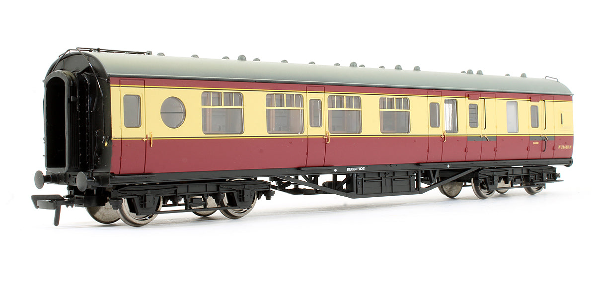 Pre-Owned LMS 57ft Porthole Coach Corridor Brake 3rd BR Crimson & Cream 'M 26668 M'