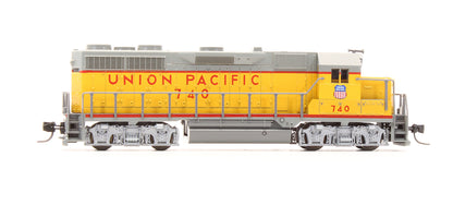 Pre-Owned 4631 GP35 Diesel Locomotive Union Pacific - Road #740