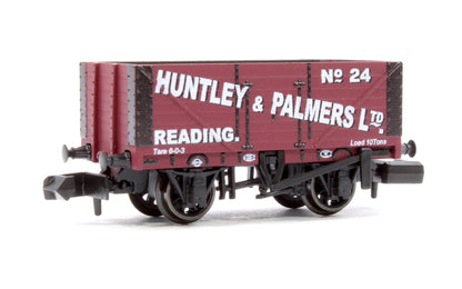 7 Plank Open Wagon Huntley & Palmers No.24