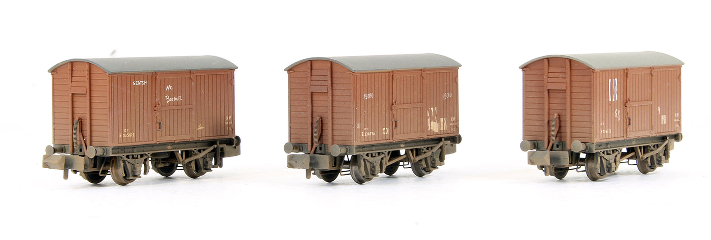 377-990 Pre-Owned Set Of 3 BR Bauxite (Early) Eastern Vent Vans (Weathered)