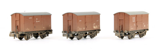 377-990 Pre-Owned Set Of 3 BR Bauxite (Early) Eastern Vent Vans (Weathered)