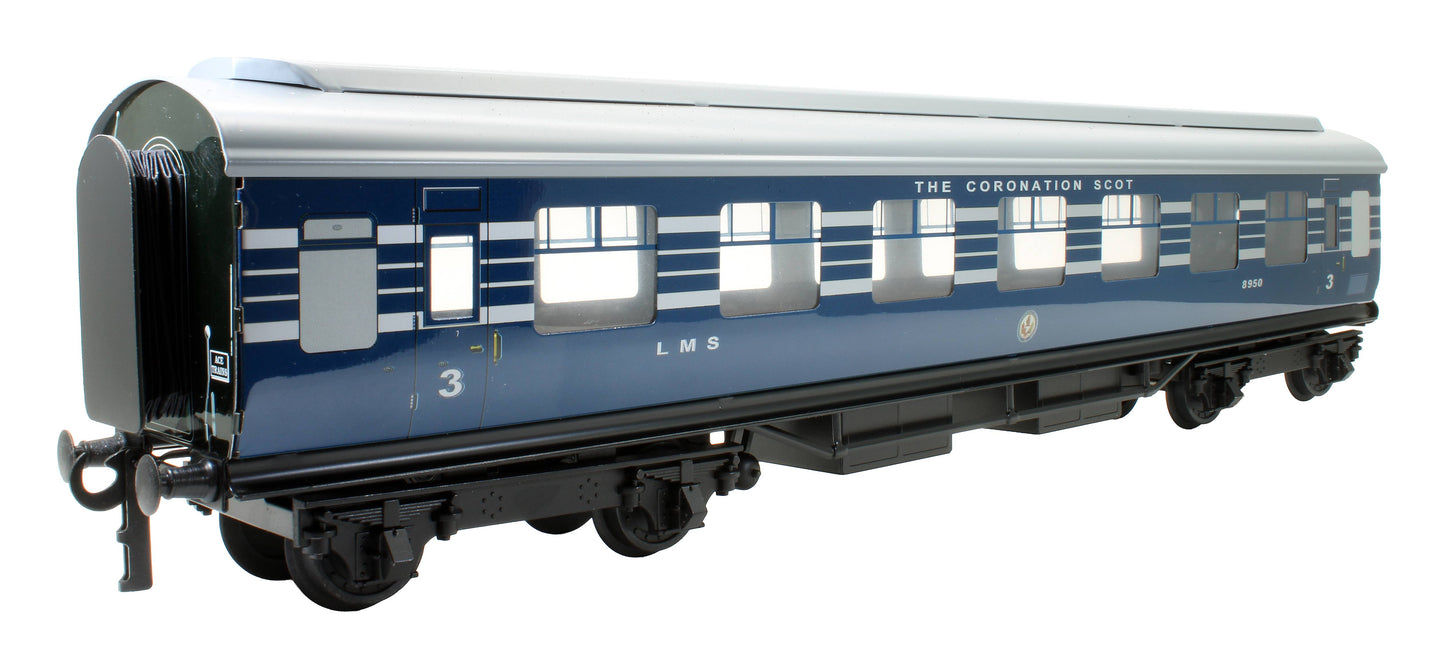 Pre-Owned LMS Blue Coronation Scot Coach '8950'