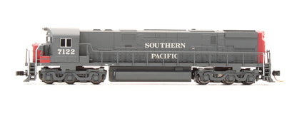 Pre-Owned 40 001 976 C-628 Diesel Locomotive Southern Pacific - Road #7122