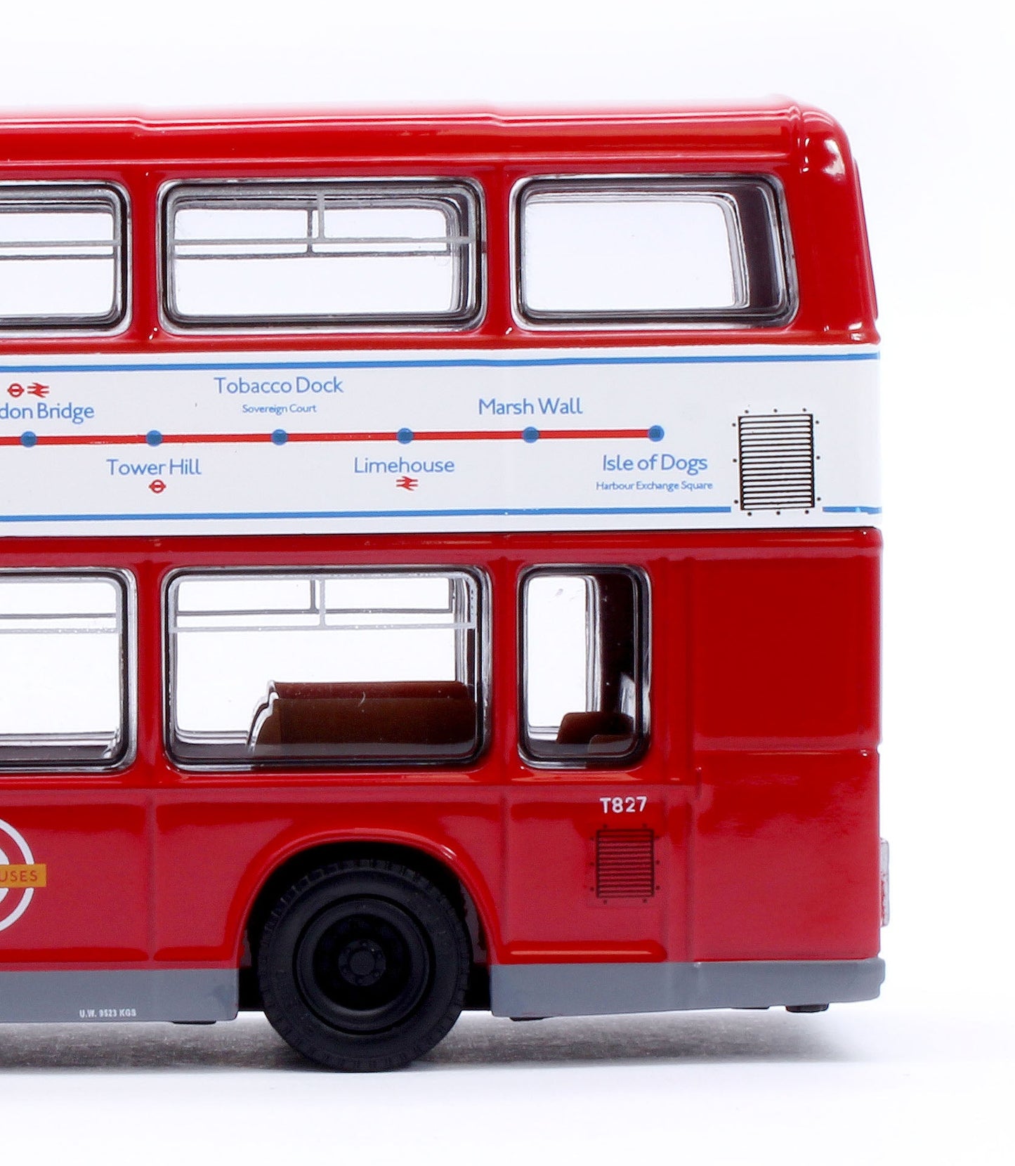 Leyland Titan B15 London Forest T82 Docklands Express D1 Waterloo Station