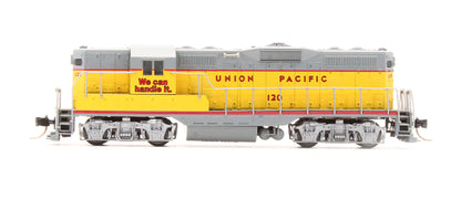 Pre-Owned 48231 GP7 Ph.2 Diesel Locomotive Union Pacific - Road #120