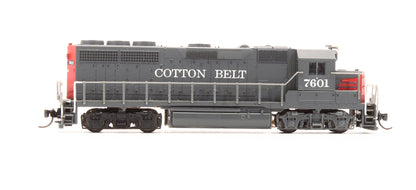 Pre-Owned 48514 GP40 Diesel Locomotive Cotton Belt - Road #7601