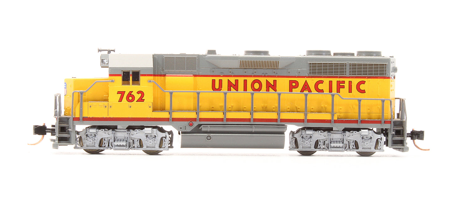Pre-Owned 4621 GP35 Diesel Locomotive Union Pacific - Road #762