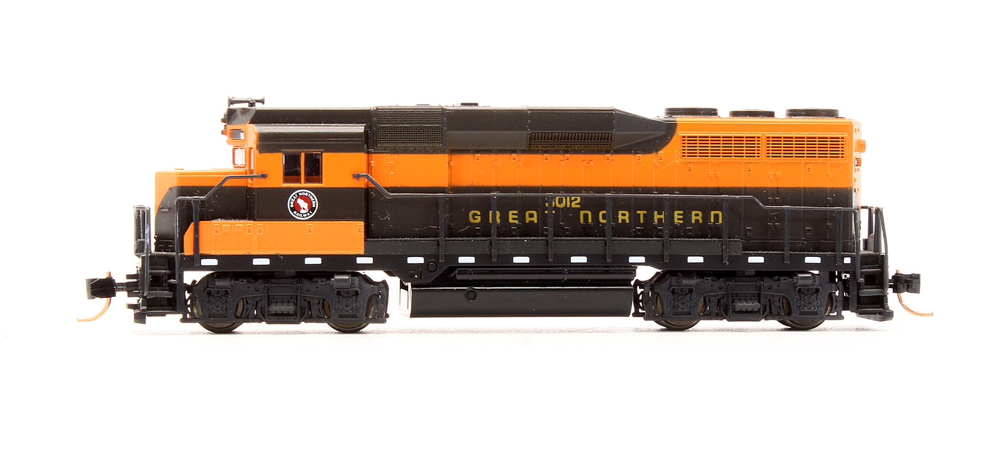 Pre-Owned 4731 GP30 Diesel Locomotive Great Northern - Road #3012