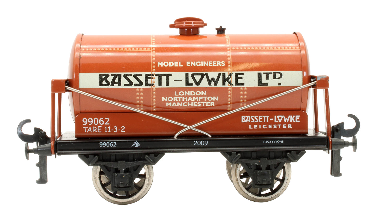 Pre-Owned BL99062 Basset-Lawke '99062'