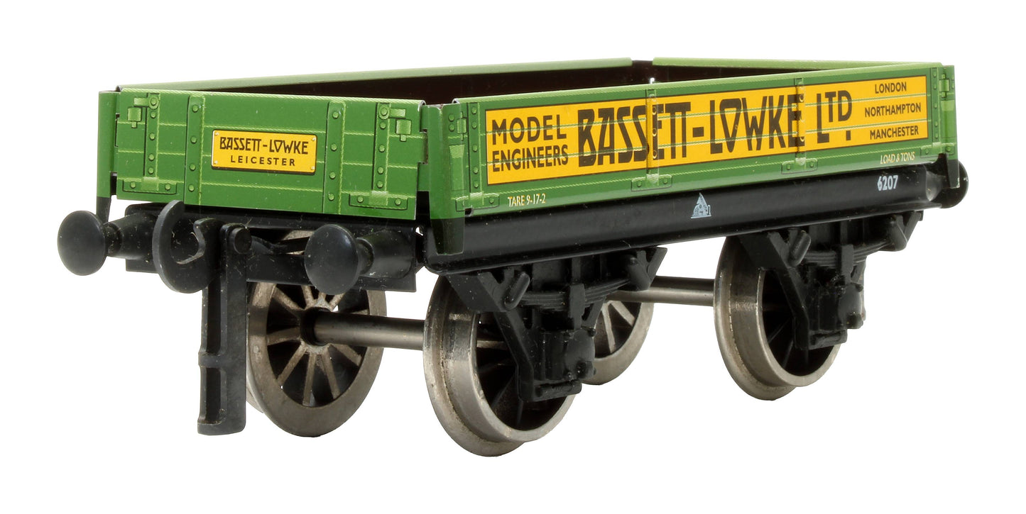 Pre-Owned BL99037 Basset-Lowke 3 Plank Wagon