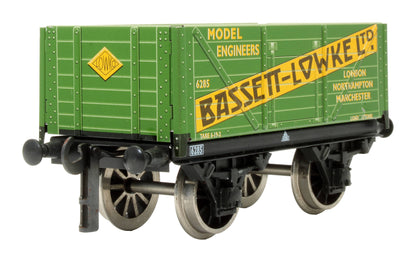 Pre-Owned BL99057 Basset-Lowke 7 Plank Wagon