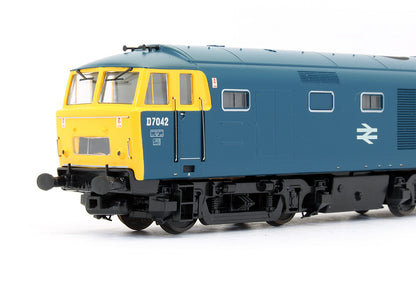 Pre-Owned 3503 Class 35 Hymek BR Blue D7042 Diesel Locomotive