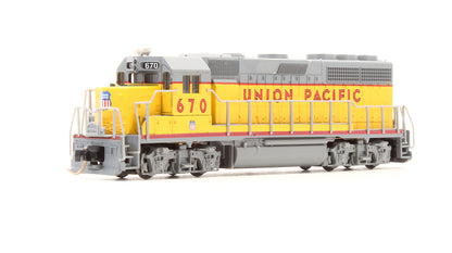 Pre-Owned 48536 GP40 Diesel Locomotive Union Pacific - Road #670