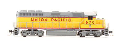 Pre-Owned 48536 GP40 Diesel Locomotive Union Pacific - Road #670