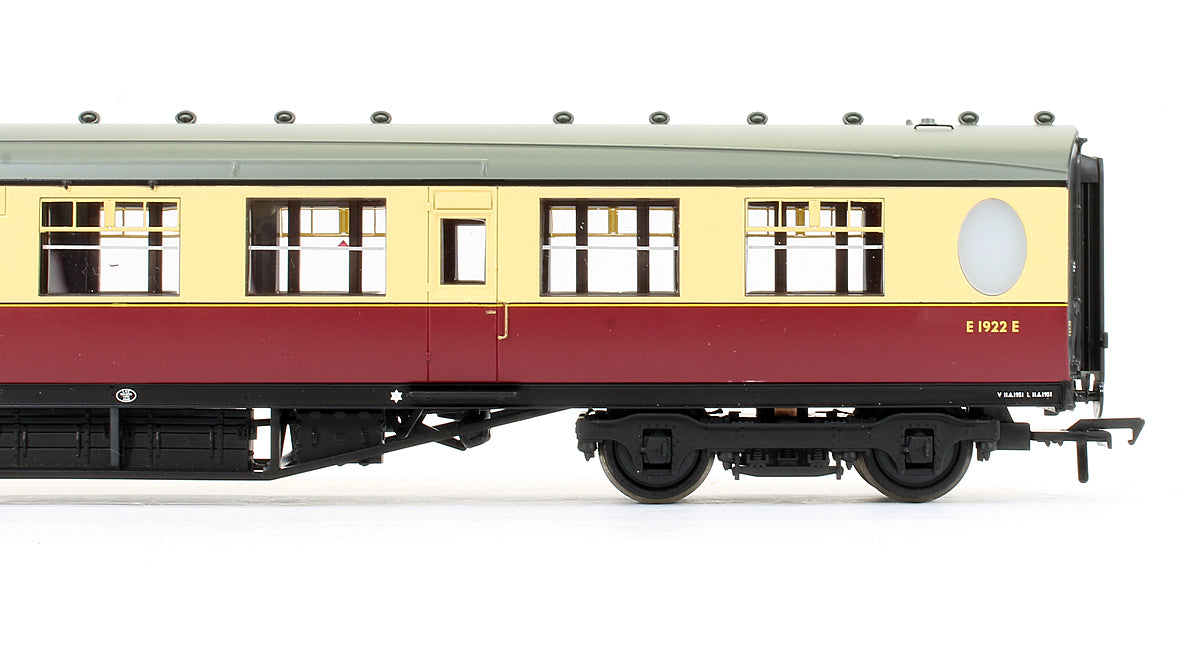 Pre-Owned 34-461 Thompson 3rd Class Brake Corridor BR Crimson & Cream 'E1922E'
