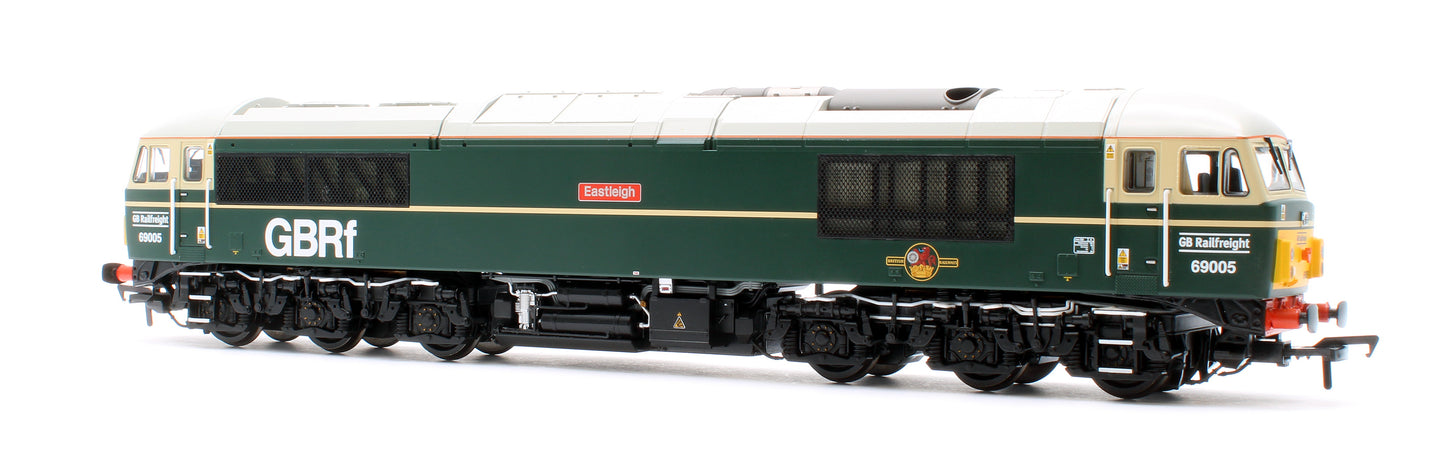 Class 69 69005 'Eastleigh' BR Green (Late Crest) (GBRf) Diesel Locomotive - DCC Sound Deluxe