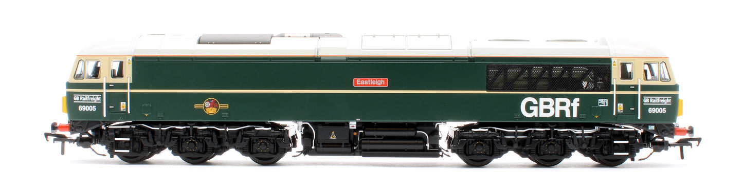 Class 69 69005 'Eastleigh' BR Green (Late Crest) (GBRf) Diesel Locomotive - DCC Sound Deluxe