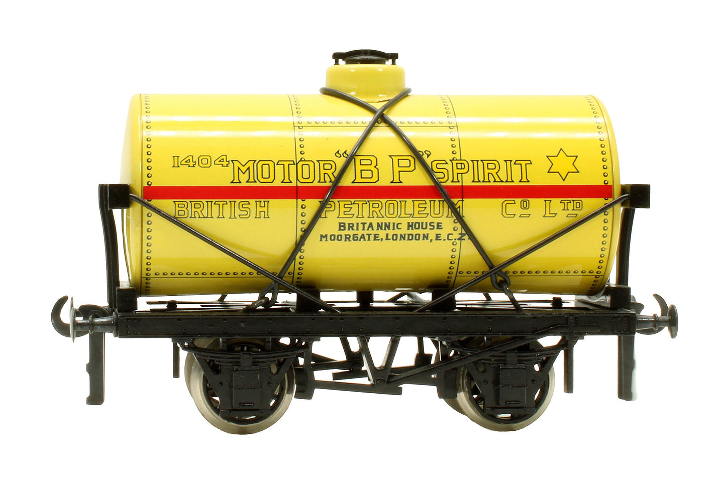 Pre-Owned Set 4 of 3x Mixed Tanker Wagons