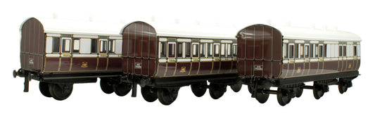 Pre-Owned Set 7 of 3x CR 1st / 3rd Six Wheeled Coaches