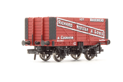 Pre-Owned 7 Plank Wagon 'Richard Webster & Sons' No.107