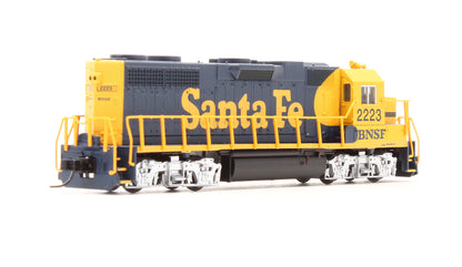 Pre-Owned 40 000 369 GP38 Low Nose Diesel Locomotive BNSF "Patch" - Road #2223