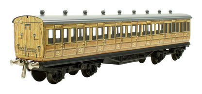 Pre-Owned Set of 2x LNER Teak Coaches (Missing One Coach)