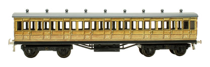 Pre-Owned Set of 2x LNER Teak Coaches (Missing One Coach)