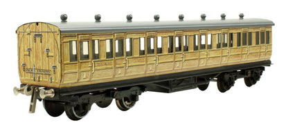 Pre-Owned Set of 2x LNER Teak Coaches (Missing One Coach)