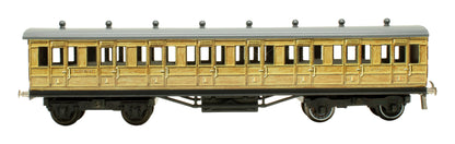 Pre-Owned Set of 2x LNER Teak Coaches (Missing One Coach)