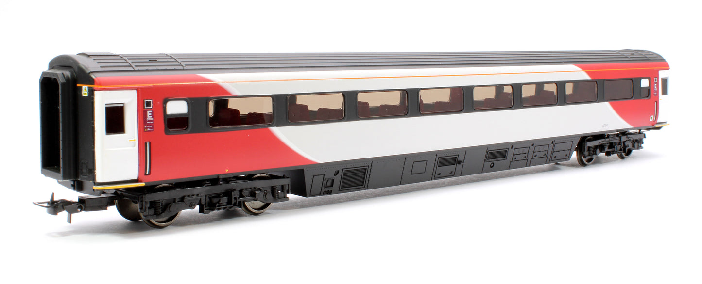 Mk3 Trailer Standard Open (TSO) Coach E LNER 42160