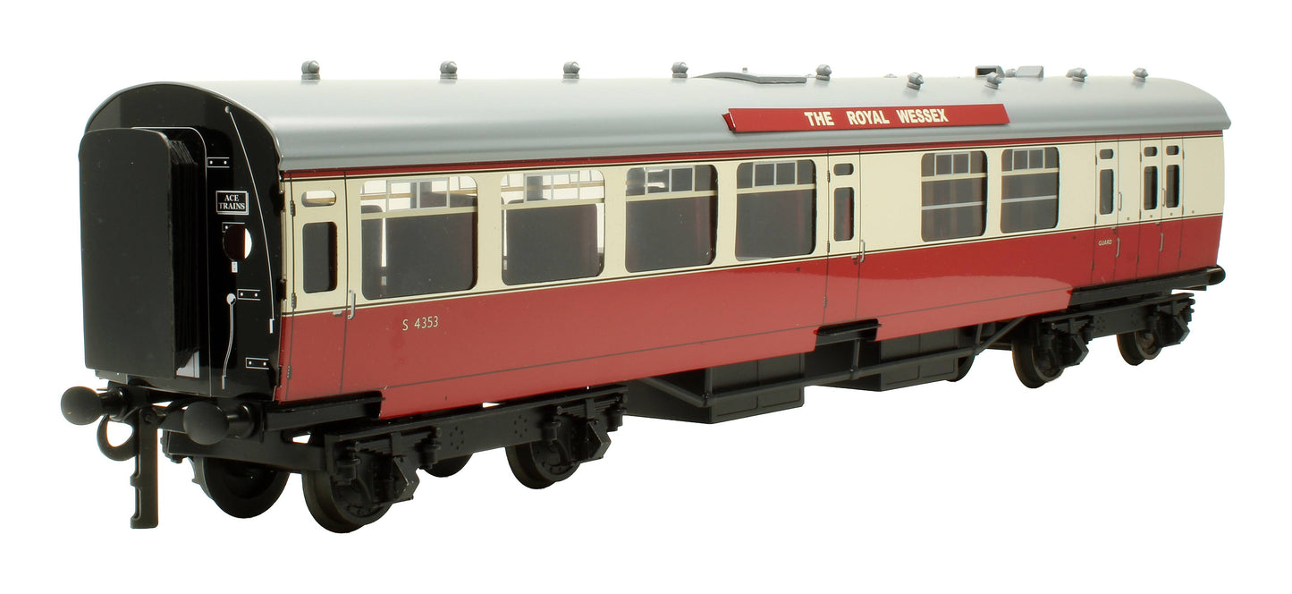 Pre-Owned Set of 3x SR Bulleid Blood & Custard 'The Royal Wessex' Coaches