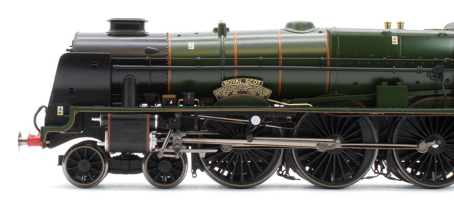 R30500 Class 7P 4-6-0 BR Green Early Emblem 46100 'Royal Scot' (One:One Collection) Steam Locomotive