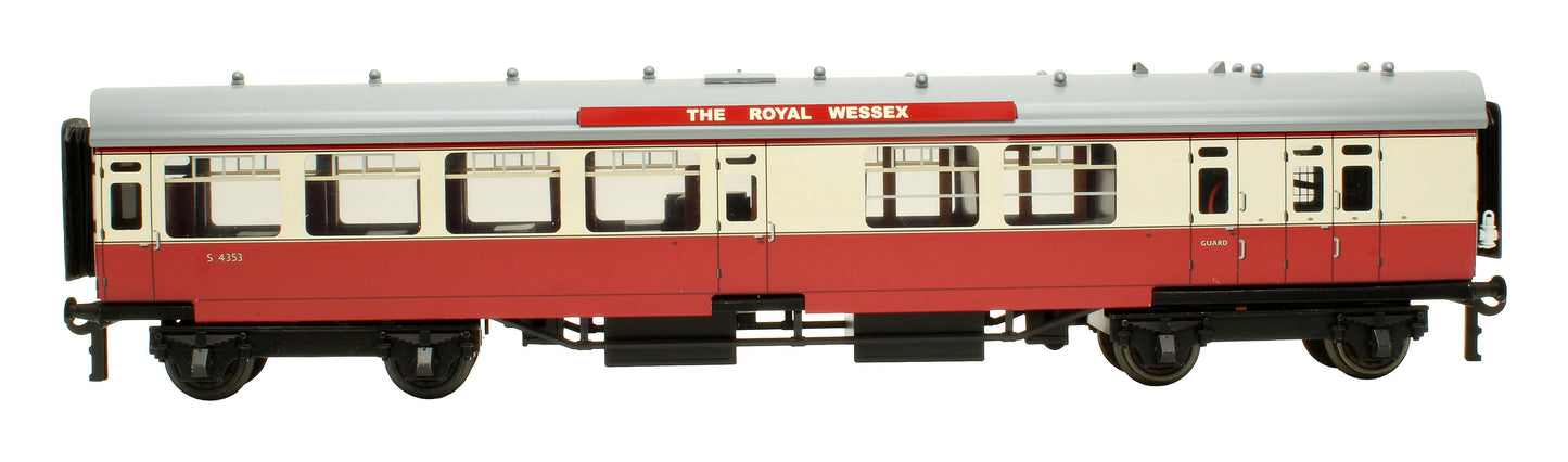 Pre-Owned Set of 3x SR Bulleid Blood & Custard 'The Royal Wessex' Coaches