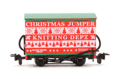 OO9 'Christmas Jumper Dept' Box Van (Limited Edition)