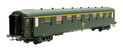 Pre-Owned MW40 203 SNCF 1st Class Coach '50 87 18-47 413-5'
