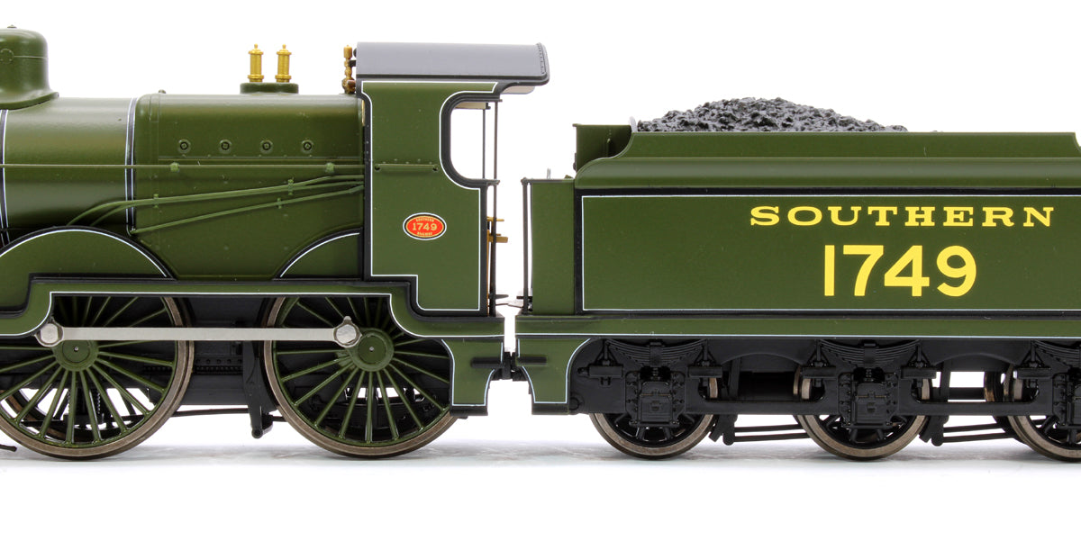 SECR Maunsell D1 Class Southern SR Maunsell Olive Green 4-4-0 Steam Locomotive No.1749