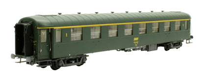 Pre-Owned MW40 203 SNCF 1st Class Coach '50 87 18-47 413-5'