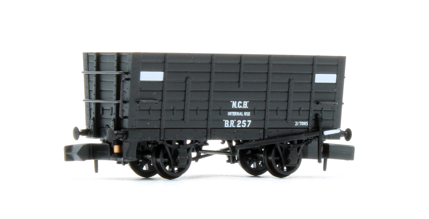 373-378 NER P7 Coal Hopper NCB Black No.B.R.257