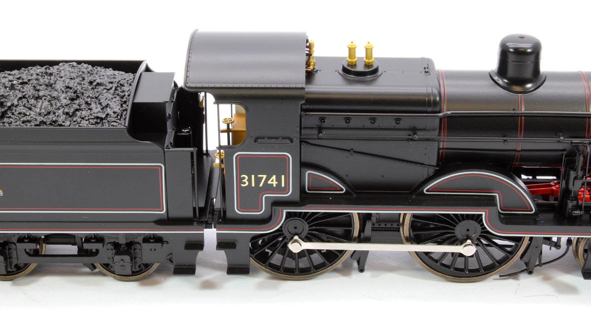 SECR Maunsell D1 Class BR Black (Early Crest) 4-4-0 Steam Locomotive No.31741