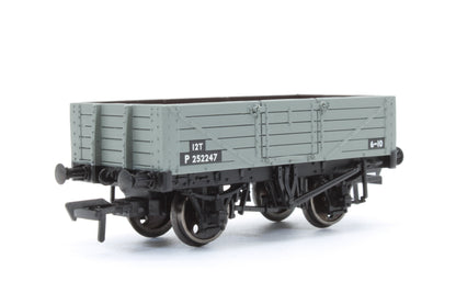 Pre-Owned 5 Plank Wooden Floor BR Grey No.P252247