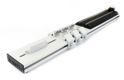 Pre-Owned R8211 Locomotive Rolling Road