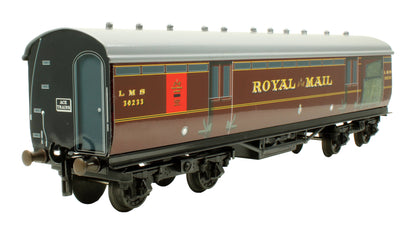 Pre-Owned LMS Royal Mail Travelling Post Office Coach '30233'